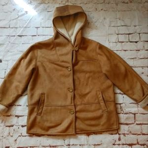 RARE! Retro Tan Faux Suede White Stag Coat